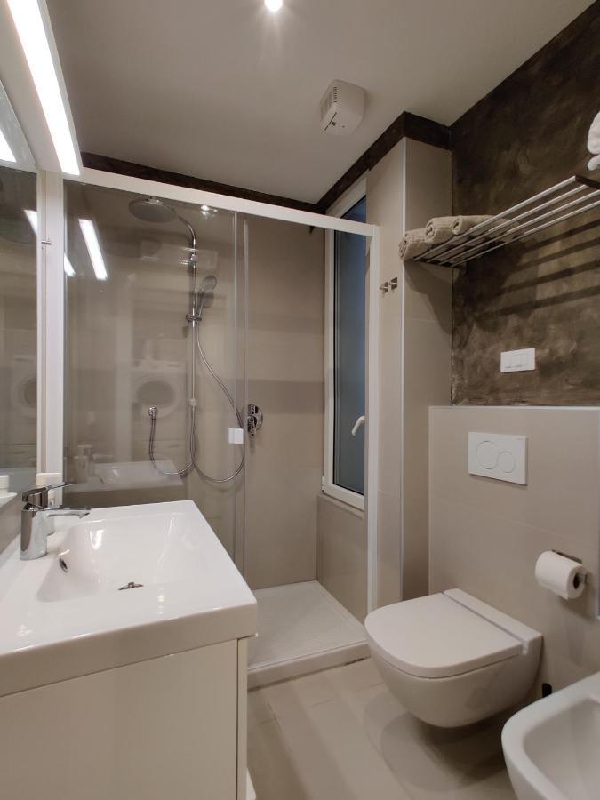 Downtown Apartments Merlo Milano Exterior foto
